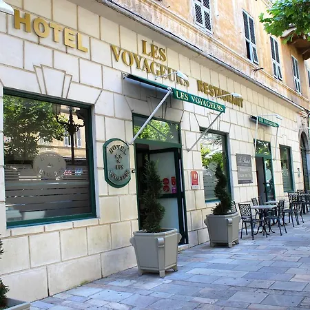 酒店 Les Voyageurs 3*