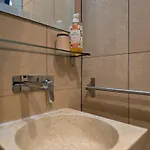 Les Voyageurs Hotel 3*