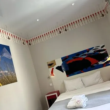 Otel Les Voyageurs
