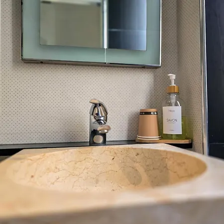 Les Voyageurs Hotel 3*