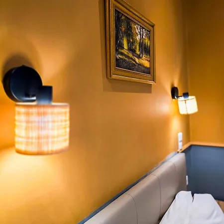 Hotel Les Voyageurs Bastia (Corsica)