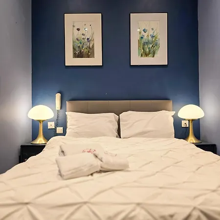 Hotel Les Voyageurs Bastia (Corsica)