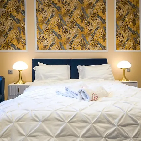 Les Voyageurs فندق