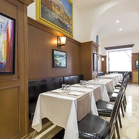 Hotel Les Voyageurs Bastia (Corsica)