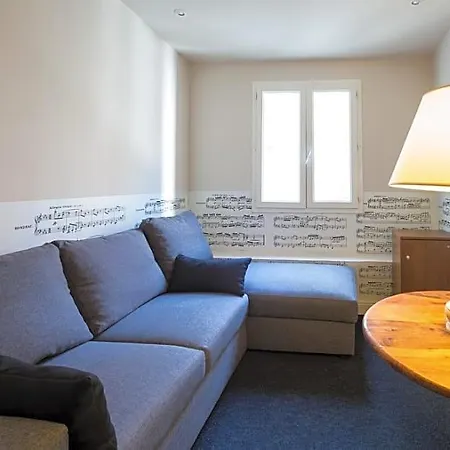 Hotel Les Voyageurs 3*