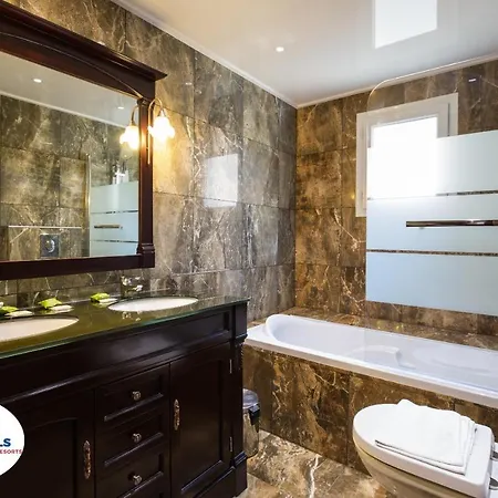 Hotel Les Voyageurs 3*