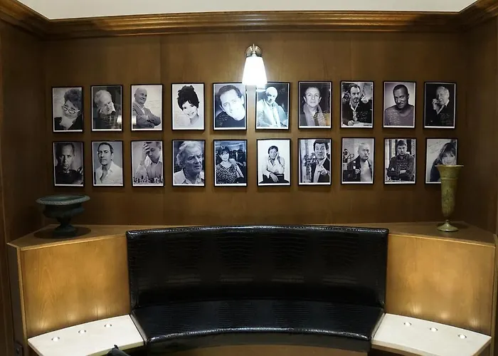 Les Voyageurs فندق باستيا