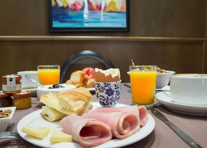 Les Voyageurs ホテル